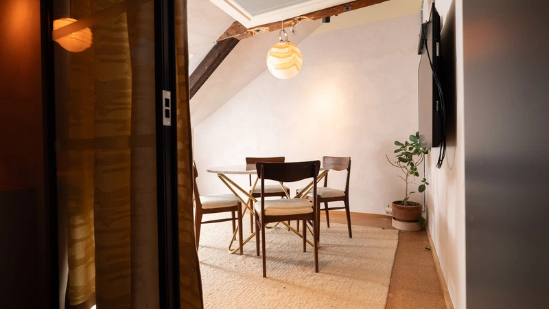 Modern meeting room at House21 Oslo with integrated AV technology